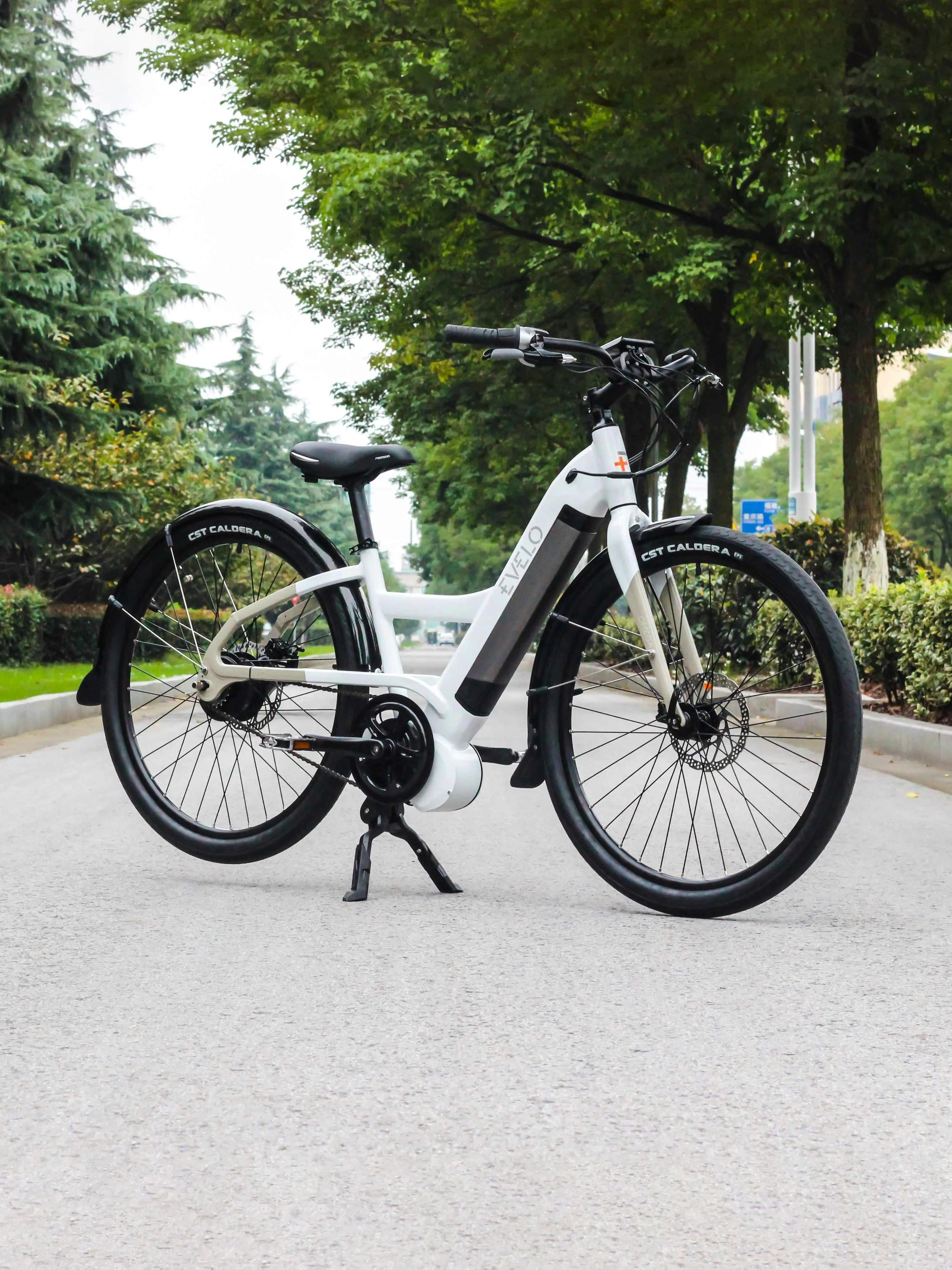 Electric Bikes collection image - Glory Cycles via Wikimedia Commons