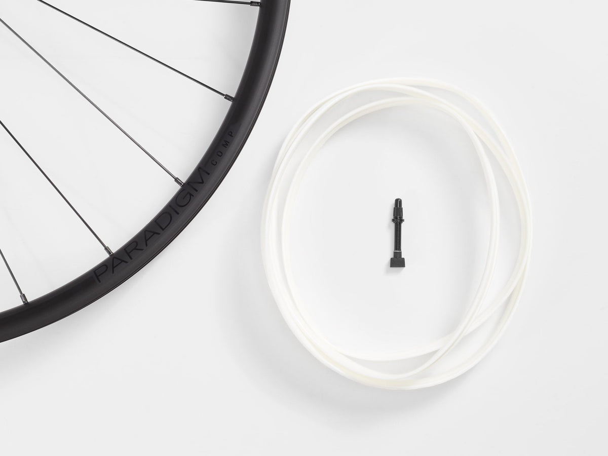 Bontrager Paradigm Comp TLR Disc Road Wheel - Rear - image 5
