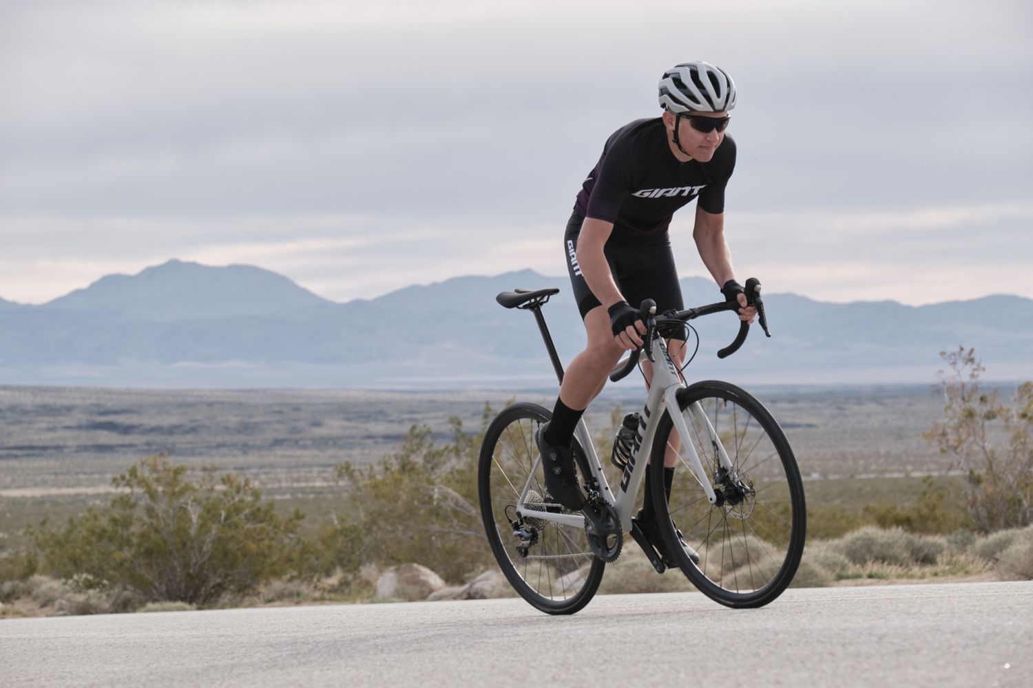 Giant SLR 2 42 Disc Wheelsystem - image 2
