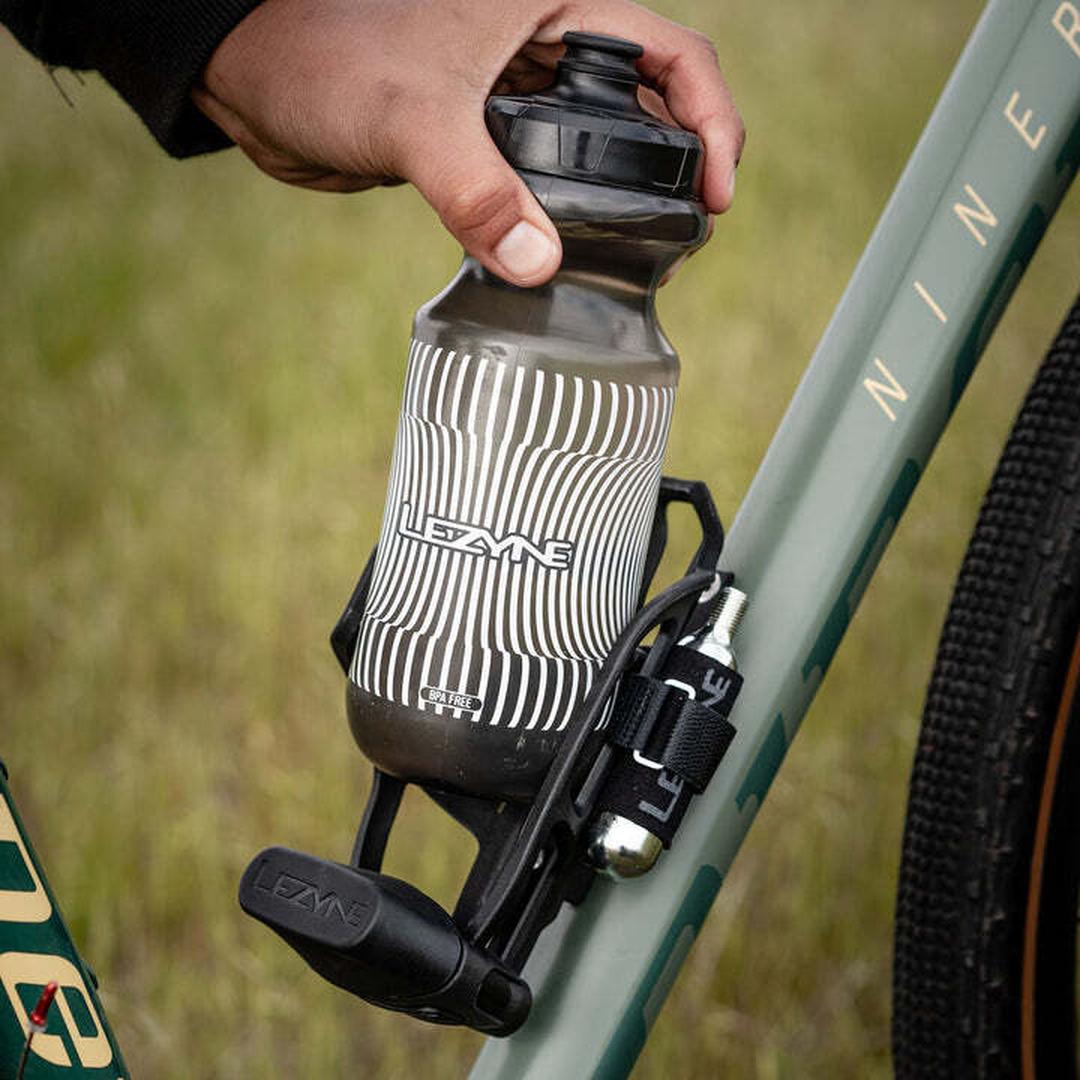 Lezyne Flow Water Bottle - 600ml - Smoke Grey - image 5