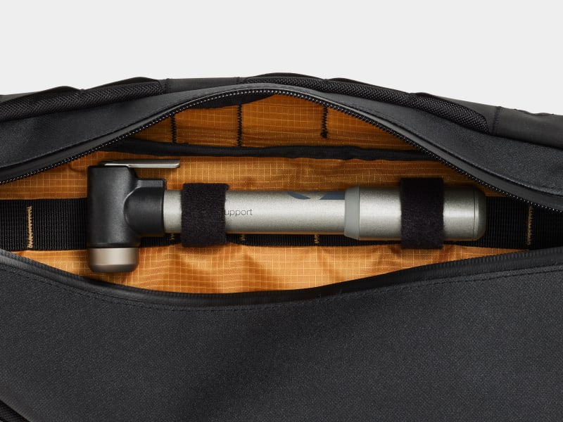 Trek Adventure Boss Full Frame Bag - 2.3L - Black - image 3